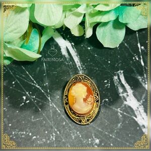 Gold Cameo Brooch